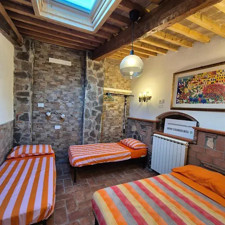 Vacation Tuscany Pisa-lucca 2 Gospodarstwo wiejskie *